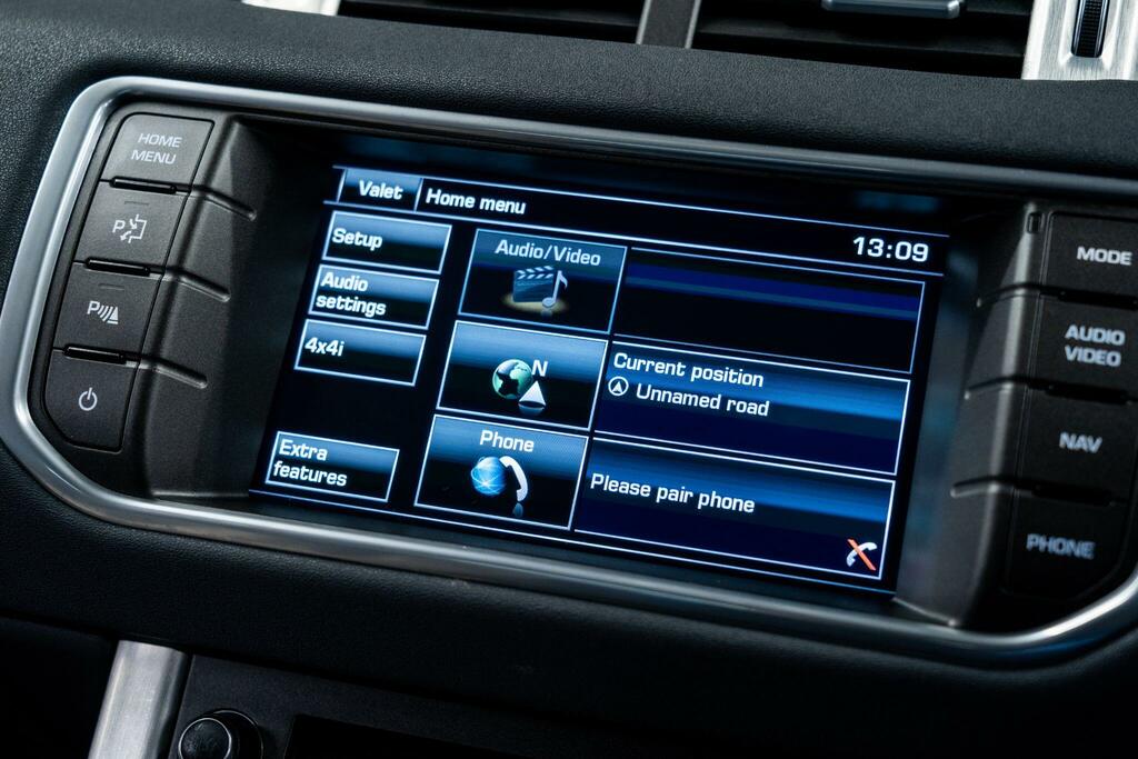 Land Rover Range Rover Evoque Si4 Hse Dynamic Lux Blue #26