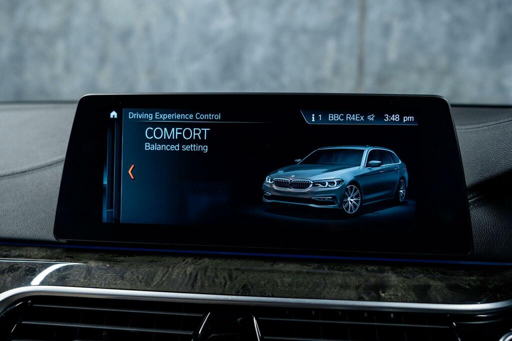 BMW 5 Series 520D Se Blue #26