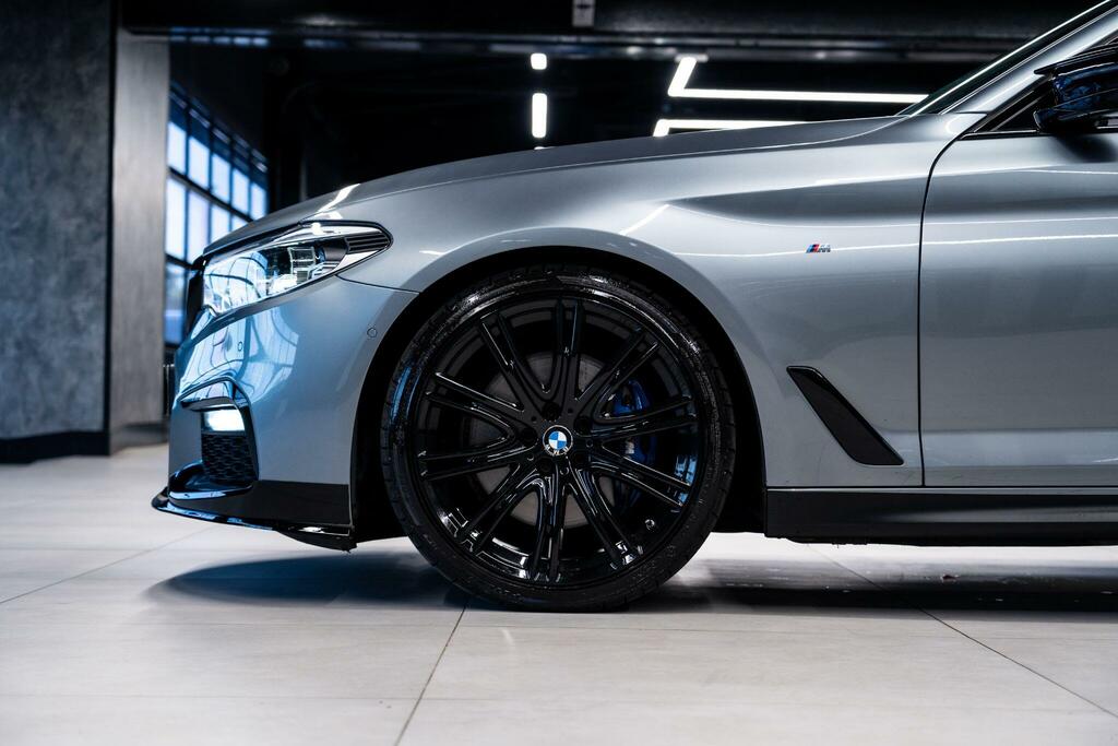 BMW 5 Series 520D Se Blue #15