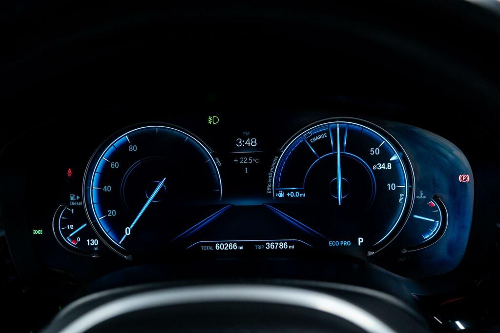 BMW 5 Series 520D Se Blue #18