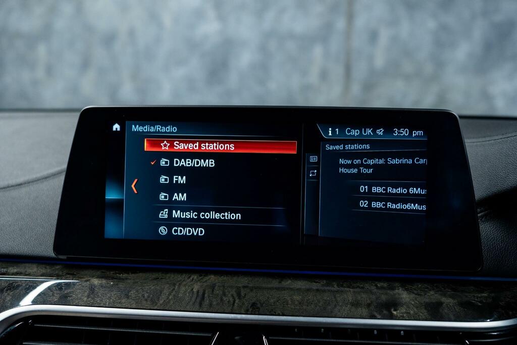 BMW 5 Series 520D Se Blue #40