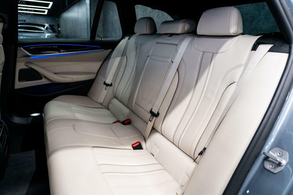BMW 5 Series 520D Se Blue #61