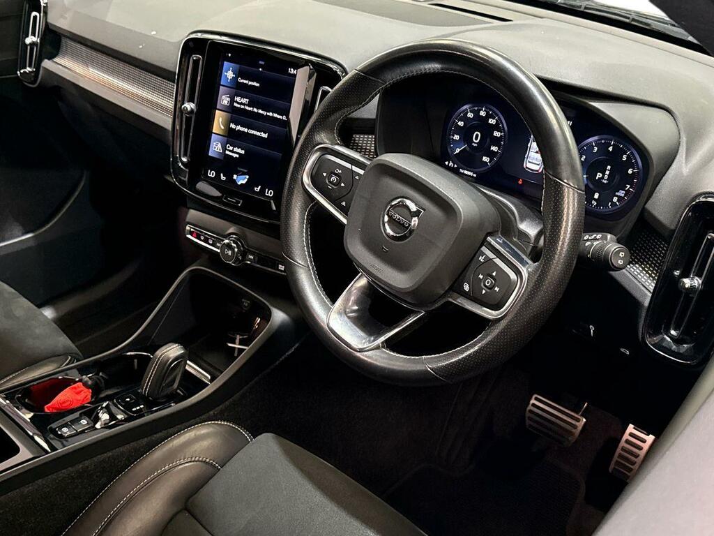 Volvo XC40 2.0 B4 Mhev R-design Pro Suv Hybrid Aut DF21GSV Black #3