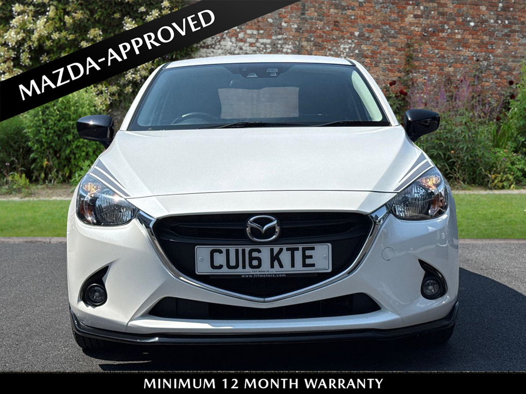 Mazda 2 1.5 Sport Black White #5