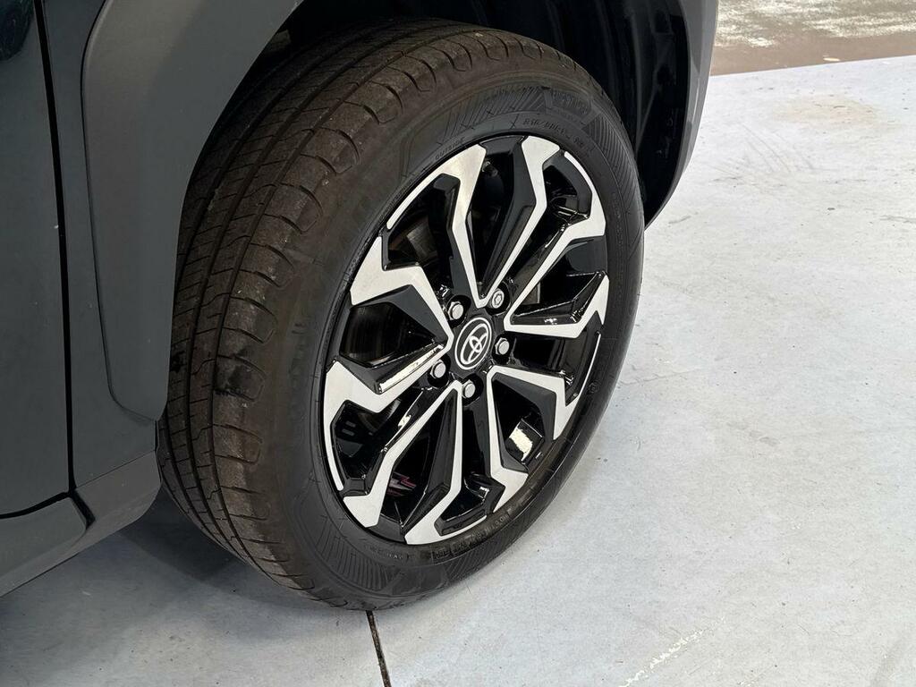 Toyota Yaris Cross 1.5 Hybrid Design Cvt FV22NKG Black #4