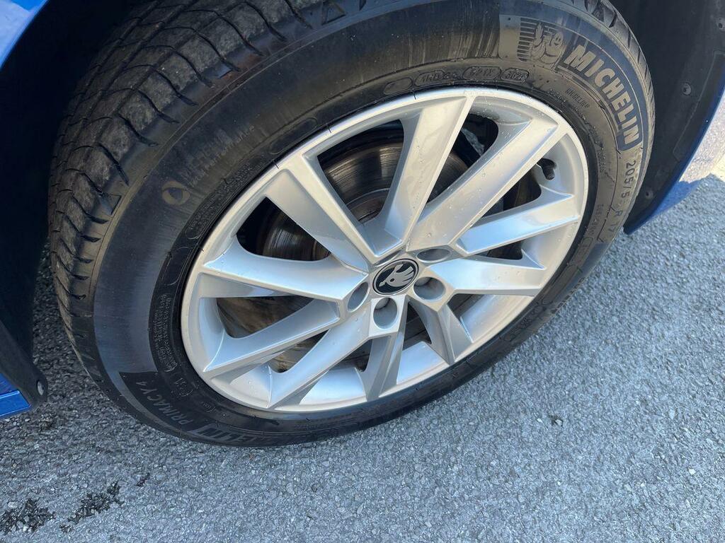 Skoda Kamiq 1.0 Tsi Se Edition Dsg GF75WCW Blue #4
