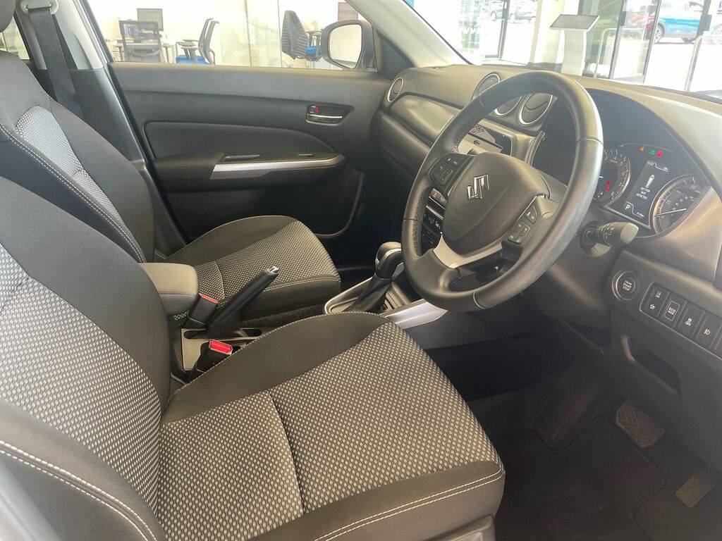 Suzuki Vitara 1.5 Hybrid Sz-t Ags CK74XPP White #3