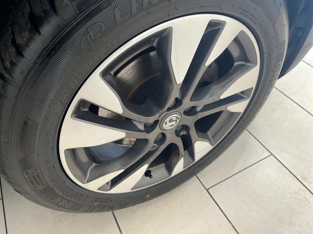 Vauxhall Grandland X 1.5 Turbo D Sri Nav Black #4