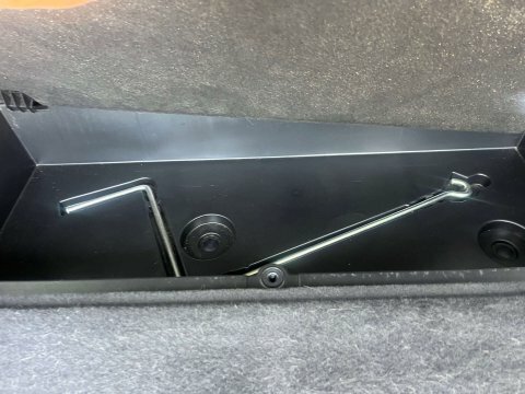 Toyota Avensis 2.0L D-4d Icon 124 Bhp Black #21