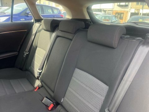 Toyota Avensis 2.0L D-4d Icon 124 Bhp Black #50
