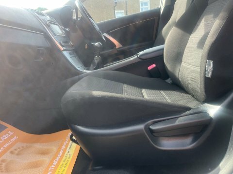 Toyota Avensis 2.0L D-4d Icon 124 Bhp Black #45