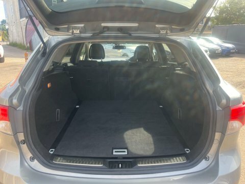 Toyota Avensis 2.0L D-4d Icon 124 Bhp Black #19