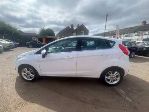 Ford Fiesta 1.0T Ecoboost Zetec Euro 6 Ss Black #12