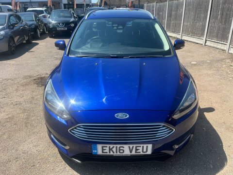Ford Focus 1.5 Focus Titanium Blue #2