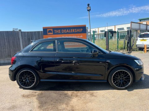 Audi A1 1.0 A1 S EJ68AJU Black #4