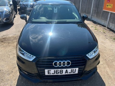 Audi A1 1.0 A1 S Black #5