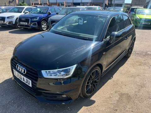 Audi A1 1.0 A1 S EJ68AJU Black #3