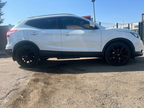 Nissan Qashqai 1.2 Qashqai Tekna White #6