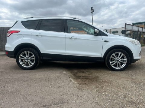 Ford Kuga 1.6 Kuga Titanium EU14KKH White #6