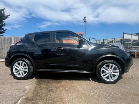 Nissan Juke 1.6 Juke N-connecta Black #4