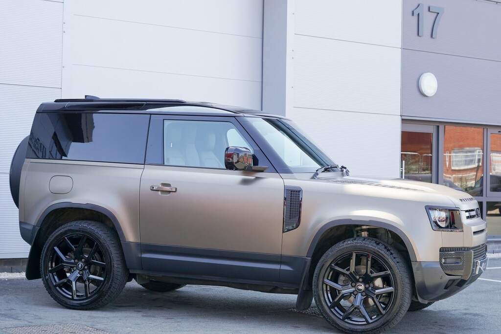 Land Rover Defender 90 3.0 D250 Mhev Hse Brown #3