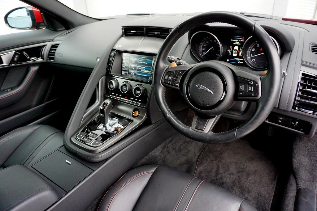 Jaguar F-Type 5.0 Supercharged V8 S #44