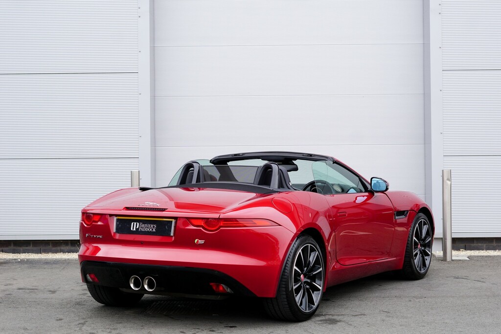 Jaguar F-Type 5.0 Supercharged V8 S #33
