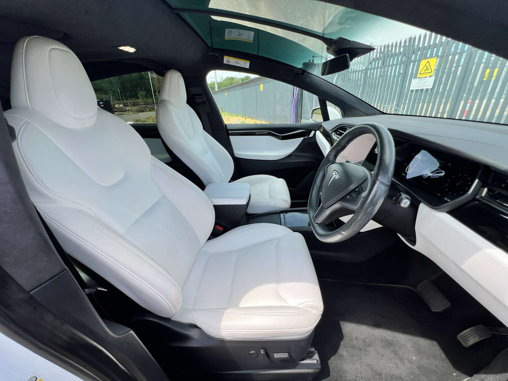 Tesla Model X Long Range White #33