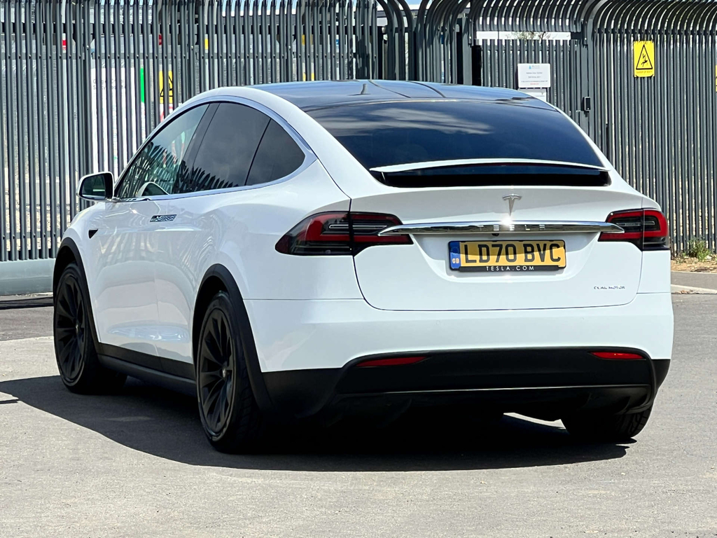 Tesla Model X Long Range White #27