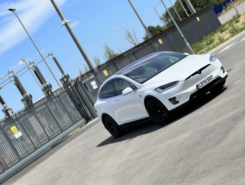 Tesla Model X Long Range White #19