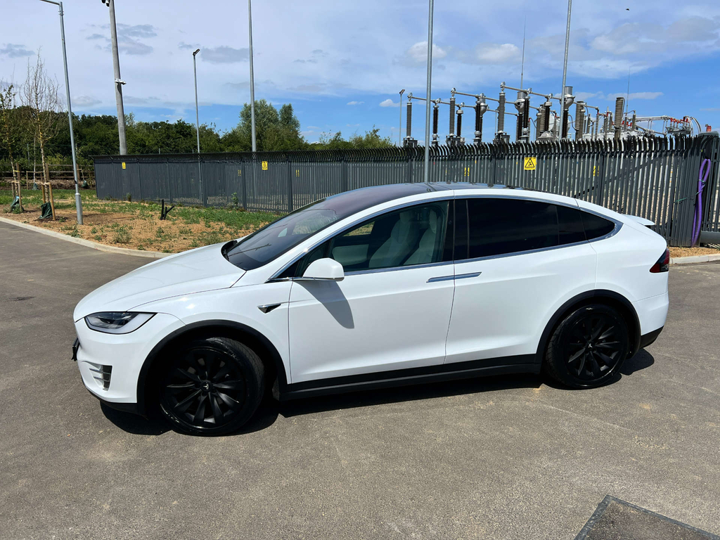 Tesla Model X Long Range White #24