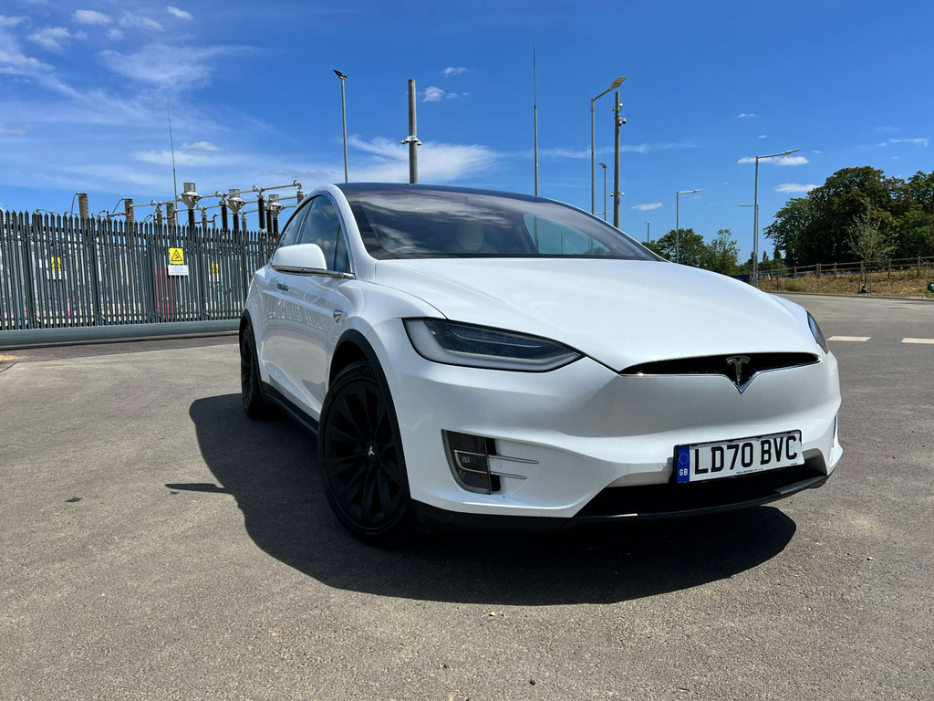 Tesla Model X Long Range White #7