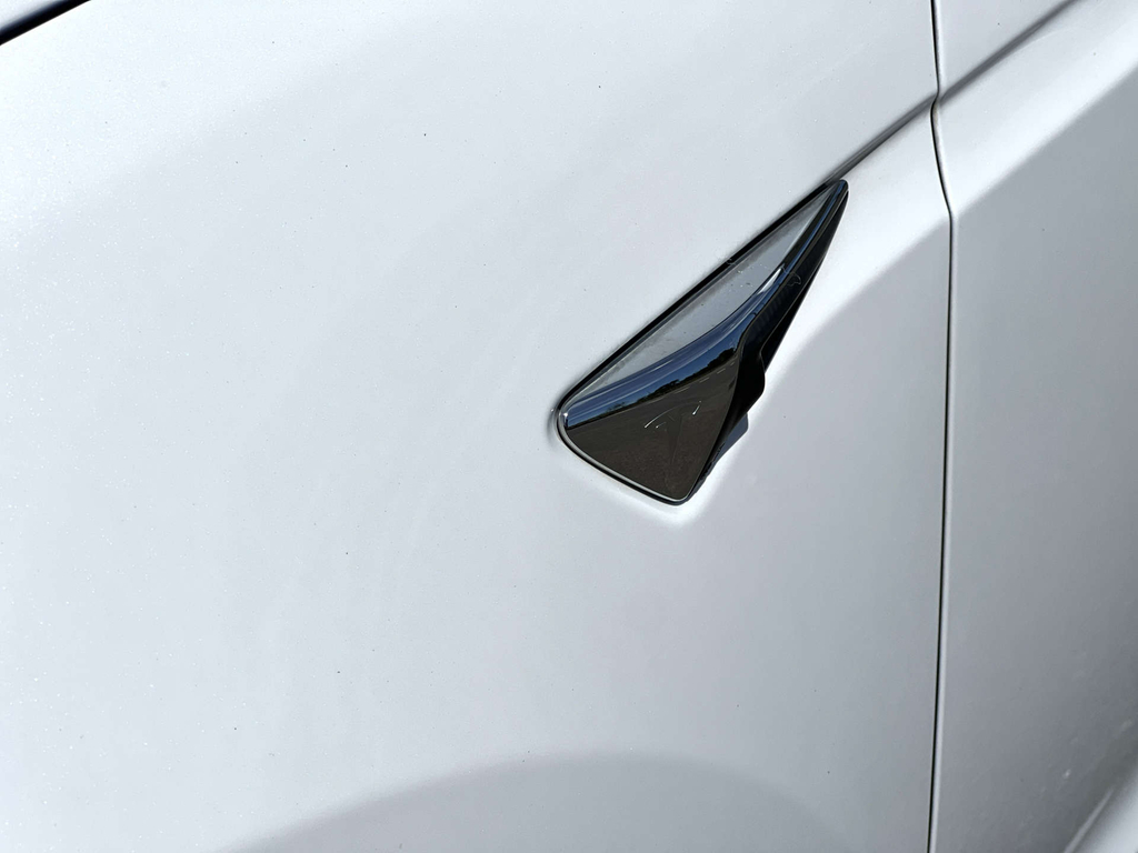 Tesla Model X Long Range White #8
