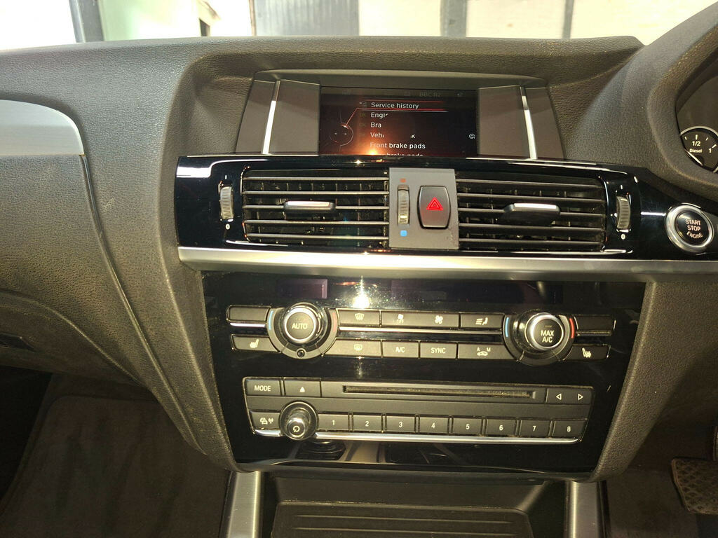 BMW X4 White #16