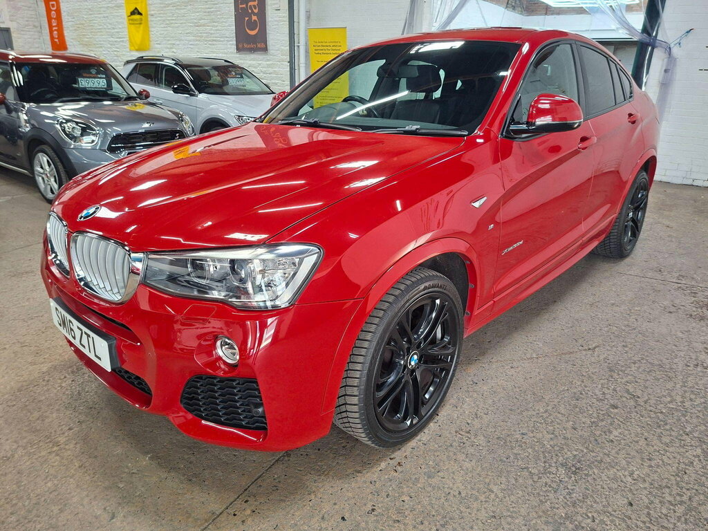 BMW X4 White #28
