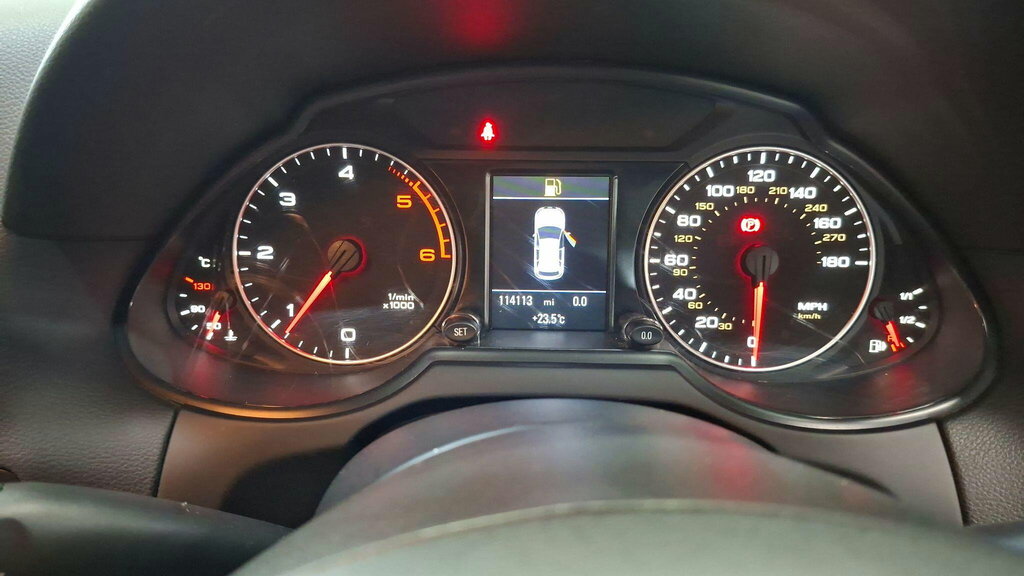 Audi Q5 2.0L Tfsi Quattro S Line 208 Bhp White #33