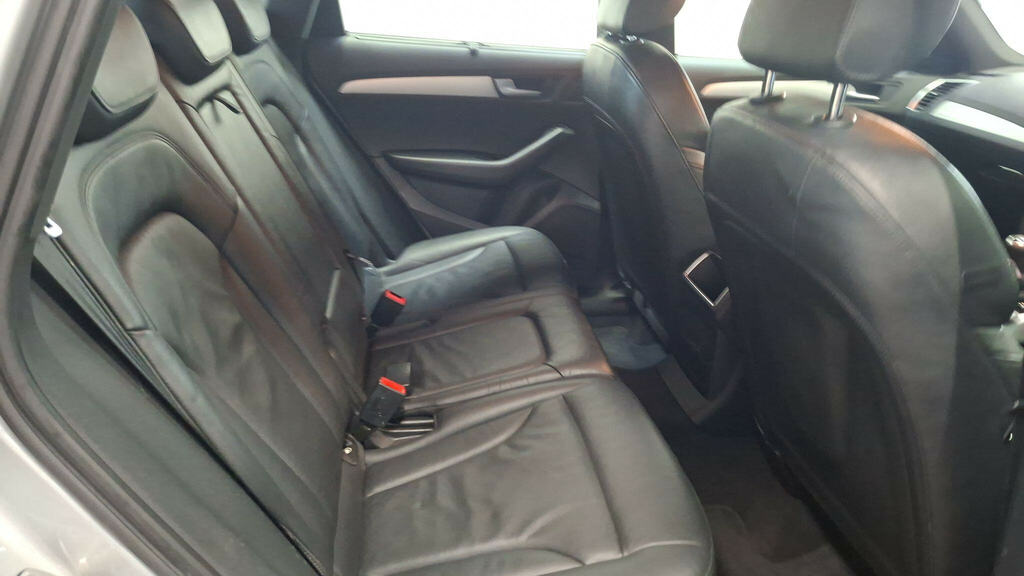 Audi Q5 2.0L Tfsi Quattro S Line 208 Bhp White #23