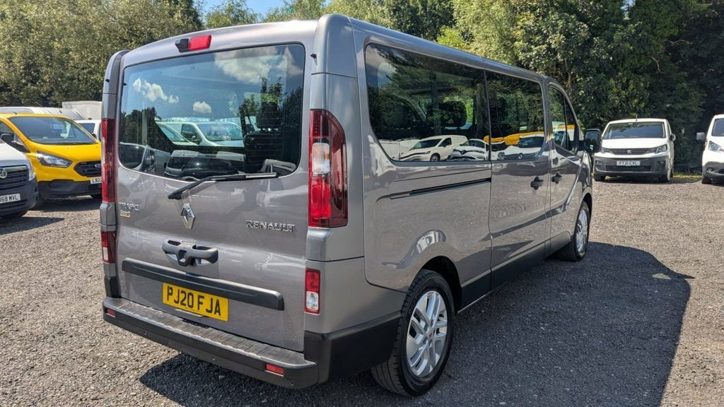 Renault Trafic Minibus Lwb Sport Nav Edc Dci 170 Ps 9 S PJ20FJA #5