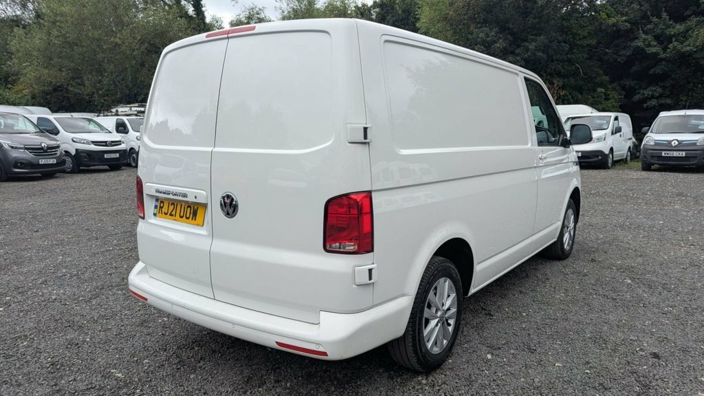 Volkswagen Transporter Highline Swb 2.0 Tdi T30 110 Ps With Air Condition RJ21UOW #5
