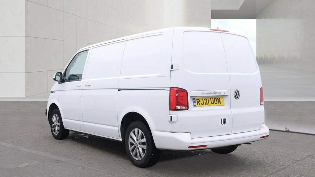 Volkswagen Transporter Highline Swb 2.0 Tdi T30 110 Ps With Air Condition  #3