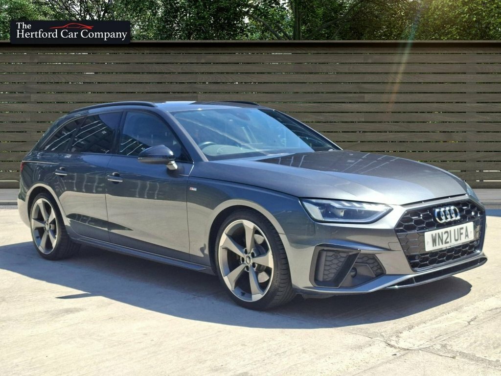 Audi A4 Avant 2L Black Edition Grey