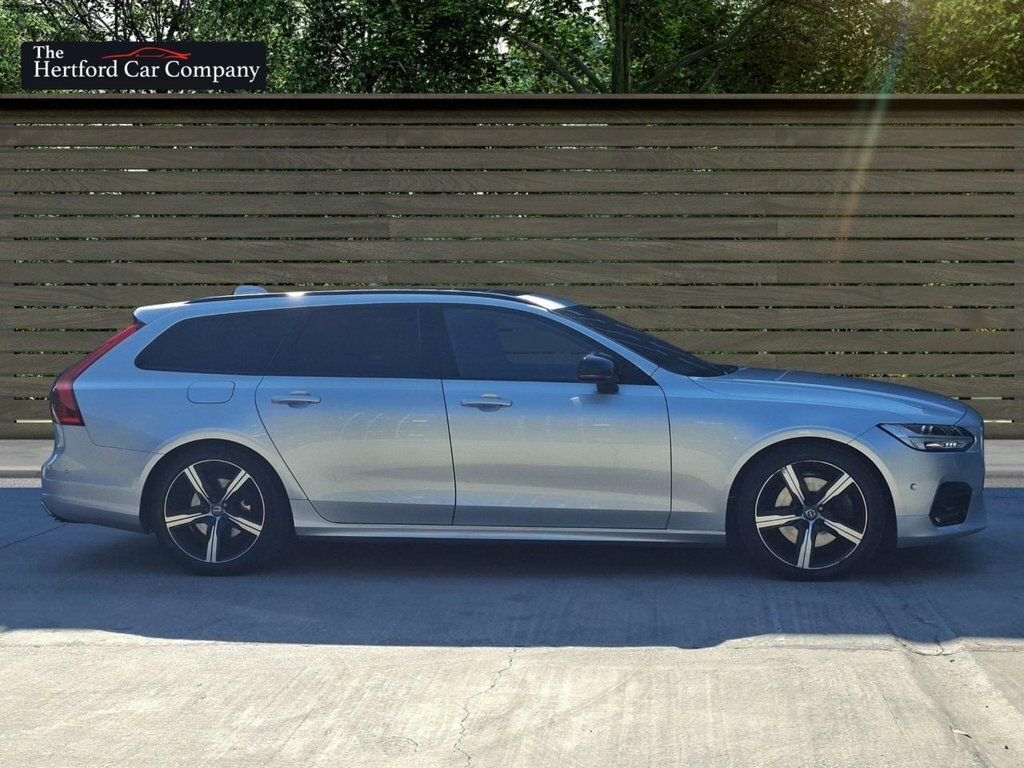 Volvo V90 Volvo Estate 2.0 T4 Momentum Plus Geartronic Blue #7