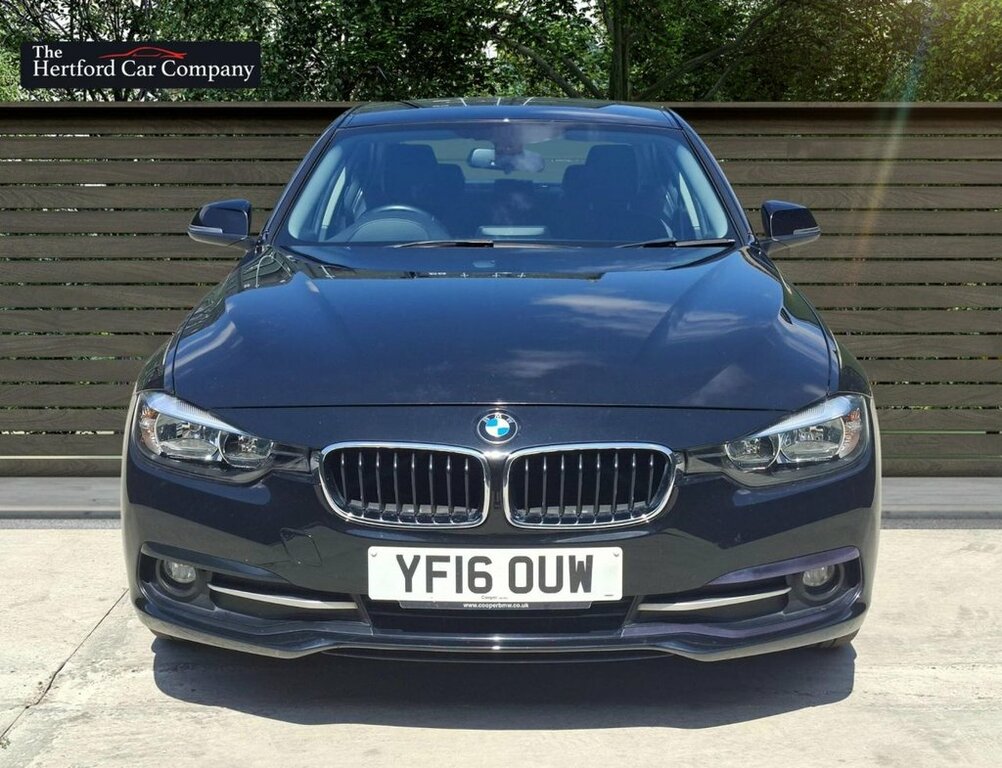BMW 3 Series 2L Ed Sport Black #2