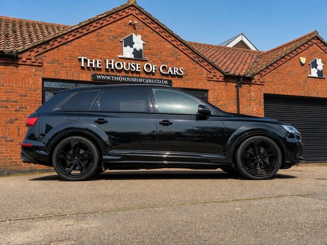 Audi SQ7 2024 4.0 Tfsi V8 Black Edition Tiptronic Quattro E Black #2