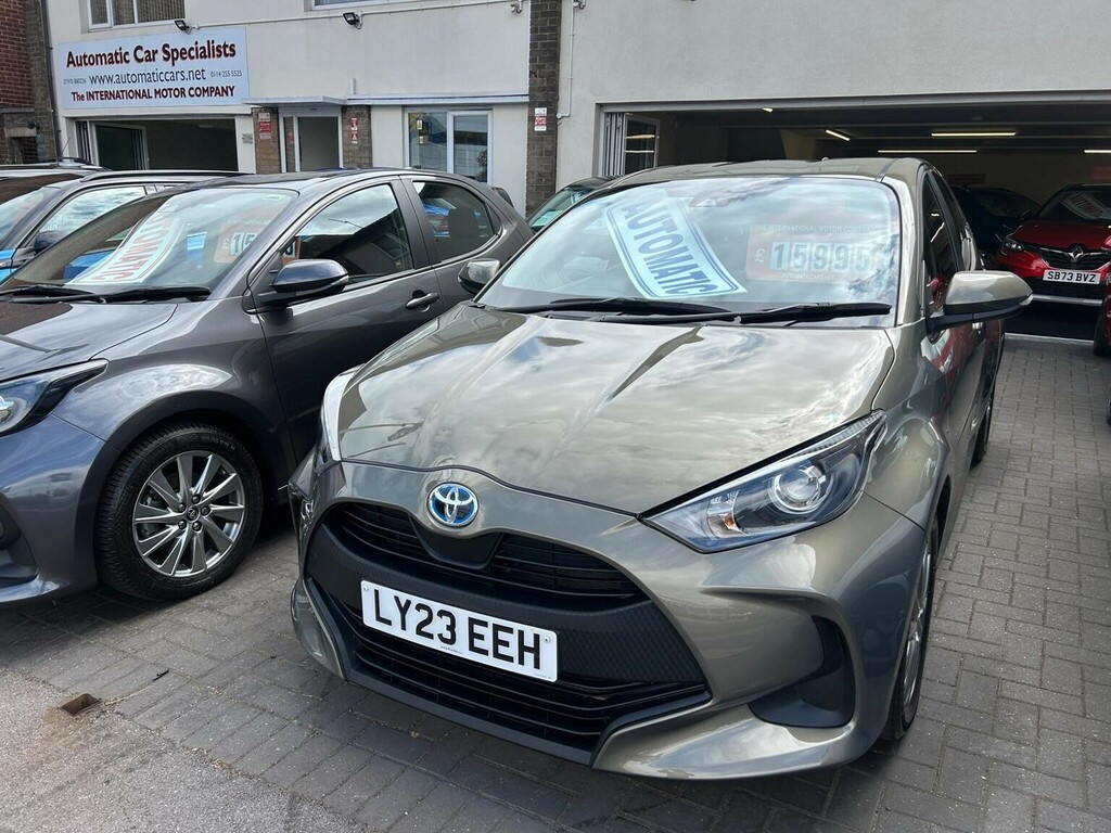 Toyota Yaris Hatchback 1.5 Vvt-h Icon E-cvt Euro 6 Ss 2 LY23EEH Brown