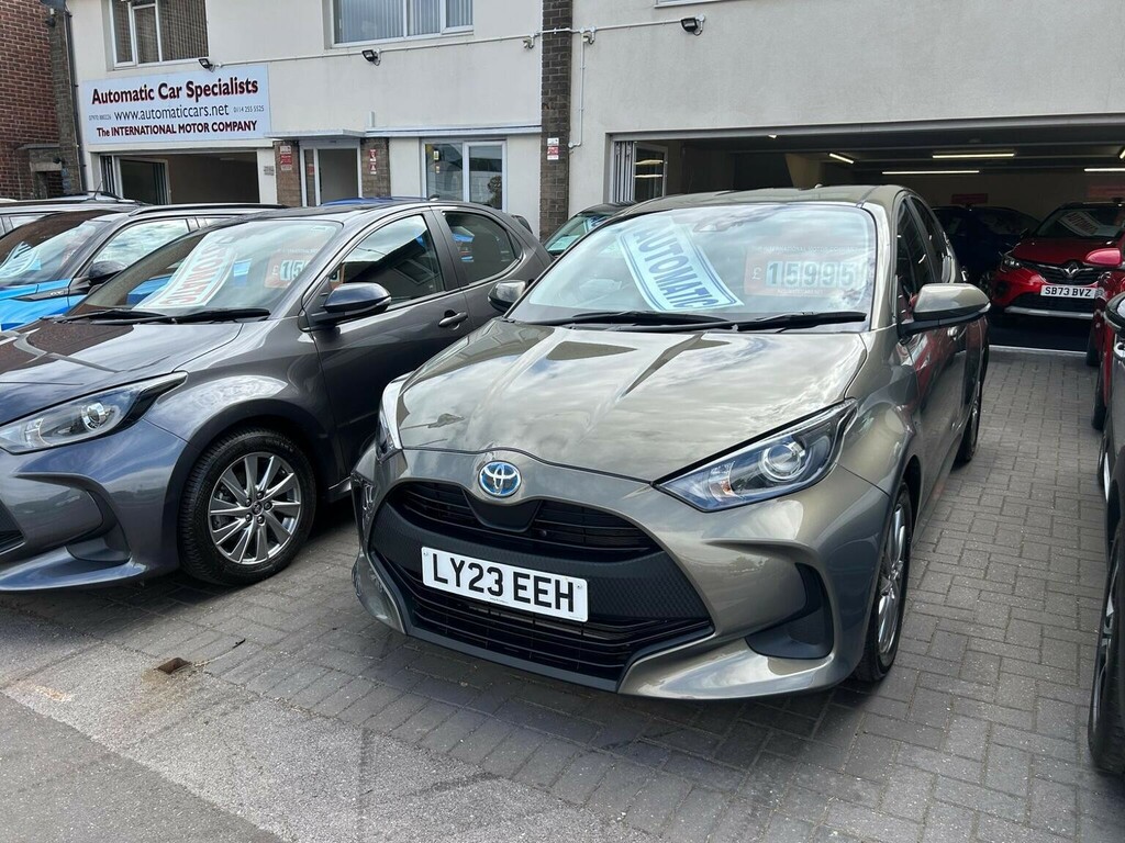 Toyota Yaris Hatchback 1.5 Vvt-h Icon E-cvt Euro 6 Ss 2 LY23EEH Brown #2