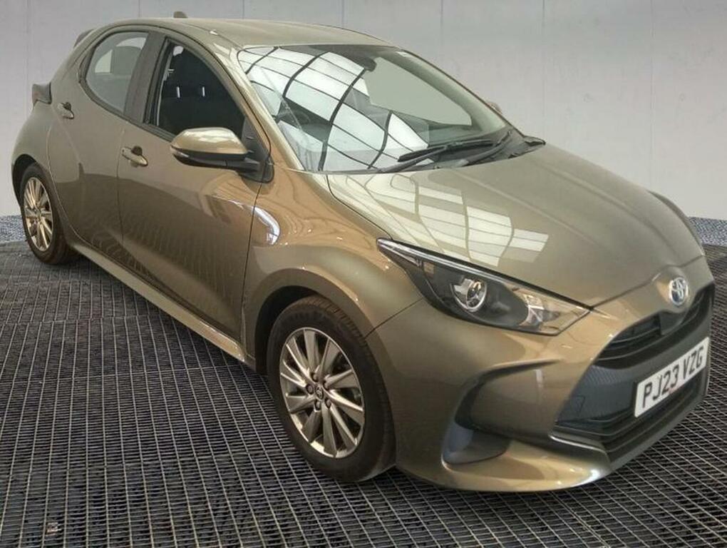 Toyota Yaris Hatchback 1.5 Vvt-h Icon E-cvt Euro 6 Ss 2 Brown
