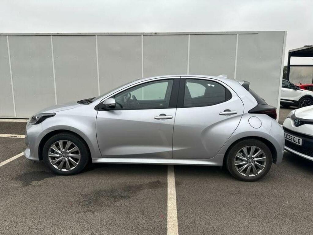 Toyota Yaris Hatchback 1.5 Vvt-h Icon E-cvt Euro 6 Ss 2 MM23UTO Silver #3
