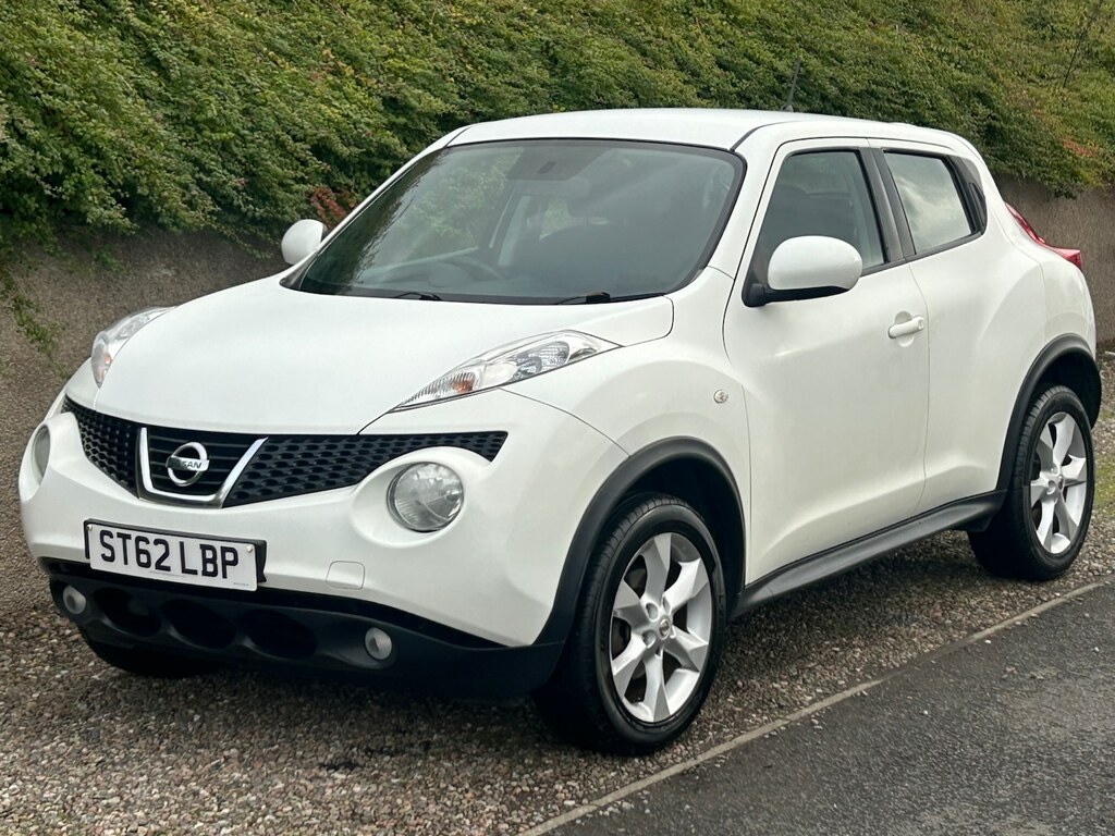 Nissan Juke Hatchback White #40