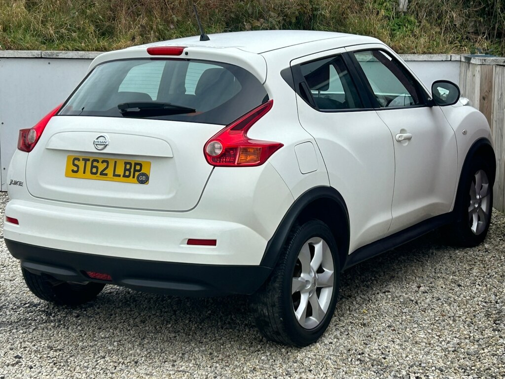 Nissan Juke Hatchback White #23